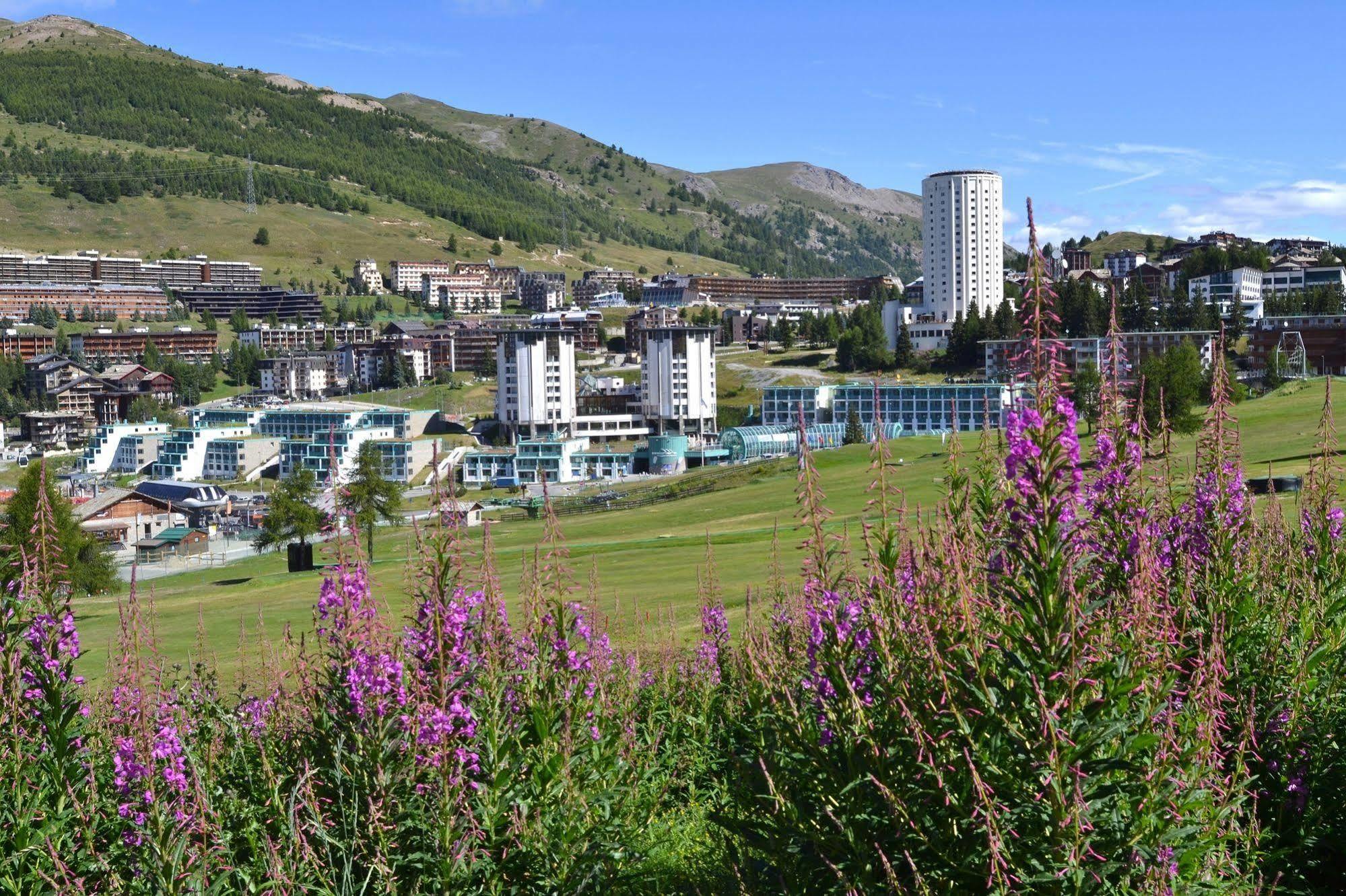 Olimpic Village Th Sestriere Apartments Colle Sestriere Exterior foto