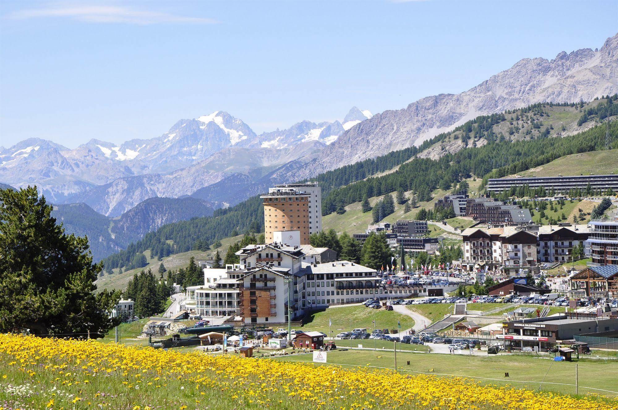 Olimpic Village Th Sestriere Apartments Colle Sestriere Exterior foto